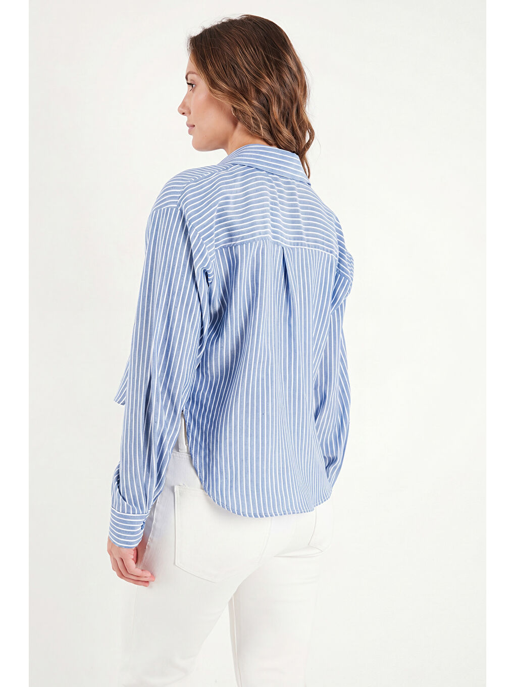 Lacivert Pamuklu Relaxed Fit Çizgili Göğüs Cepli Kadın Gömlek 6982039-5