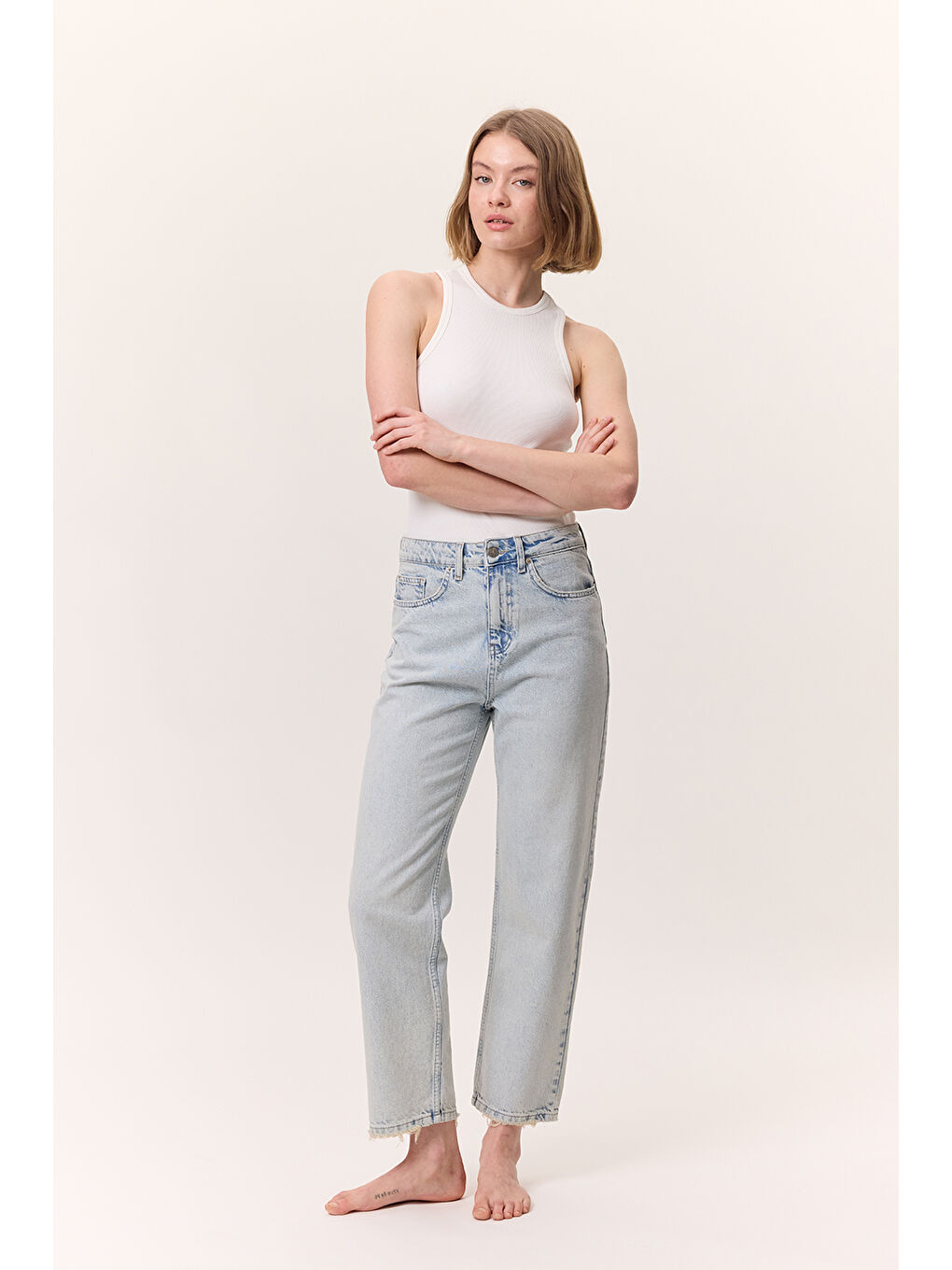 Yüksek Bel Mom Fıt Jean Buz Mavi-2