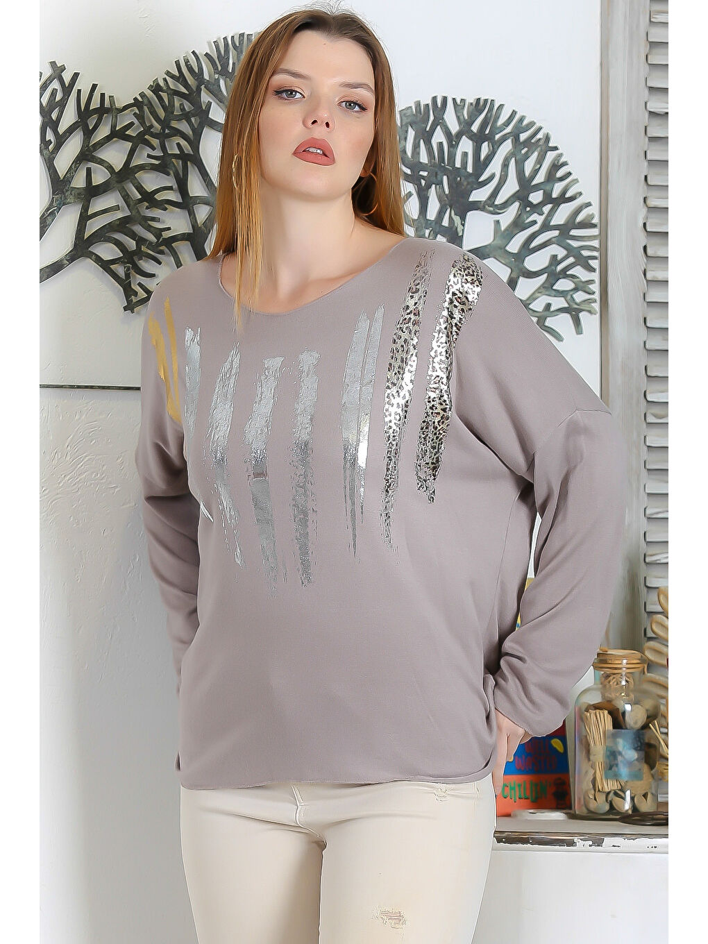 Bej İtalyan Vizon Havuz Yaka Uzun Kol Varak Baskılı Casual Triko Bluz-1