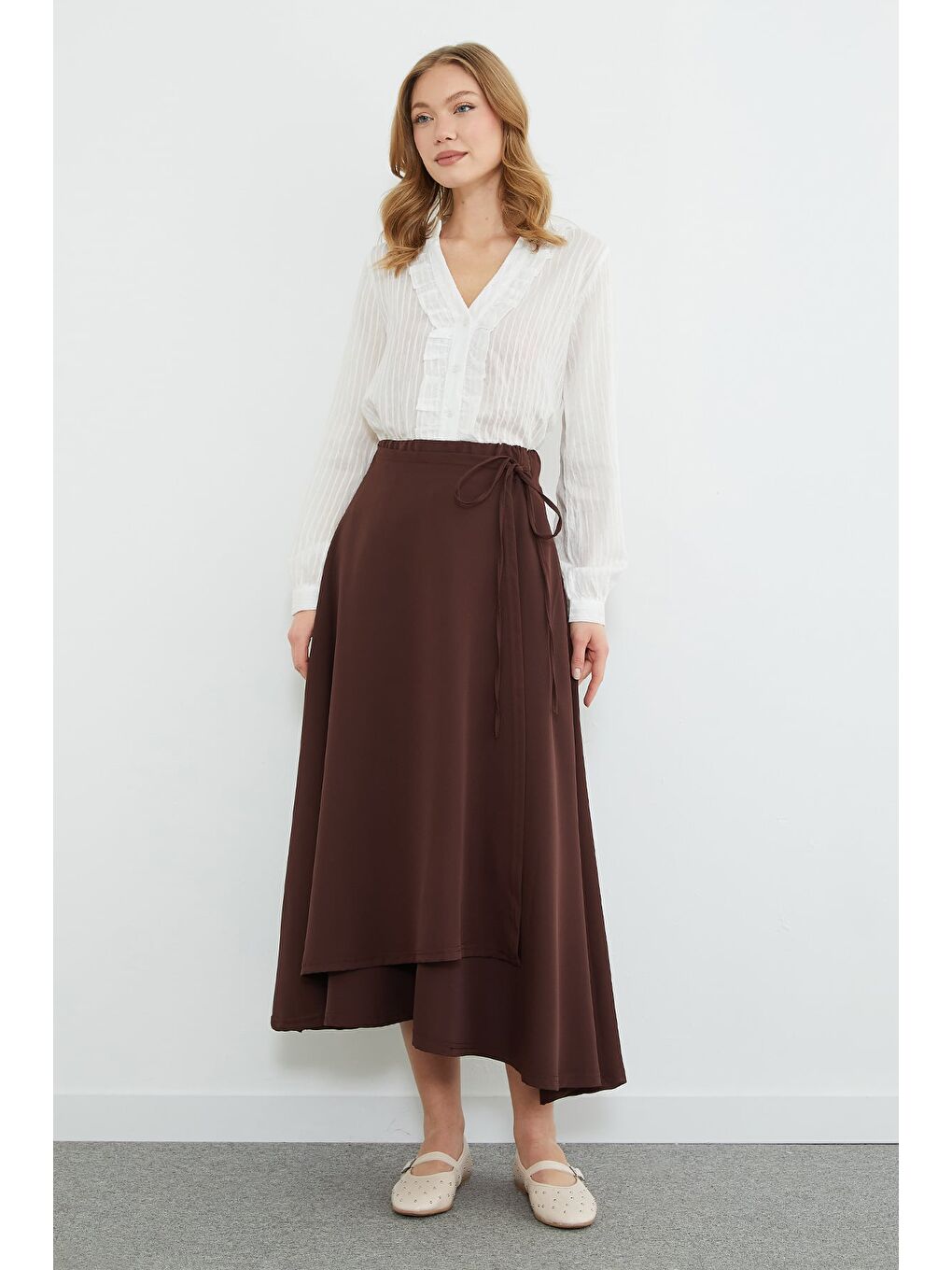 Kahverengi Yandan Bağlamalı Katlı Maxi Boy Etek-1