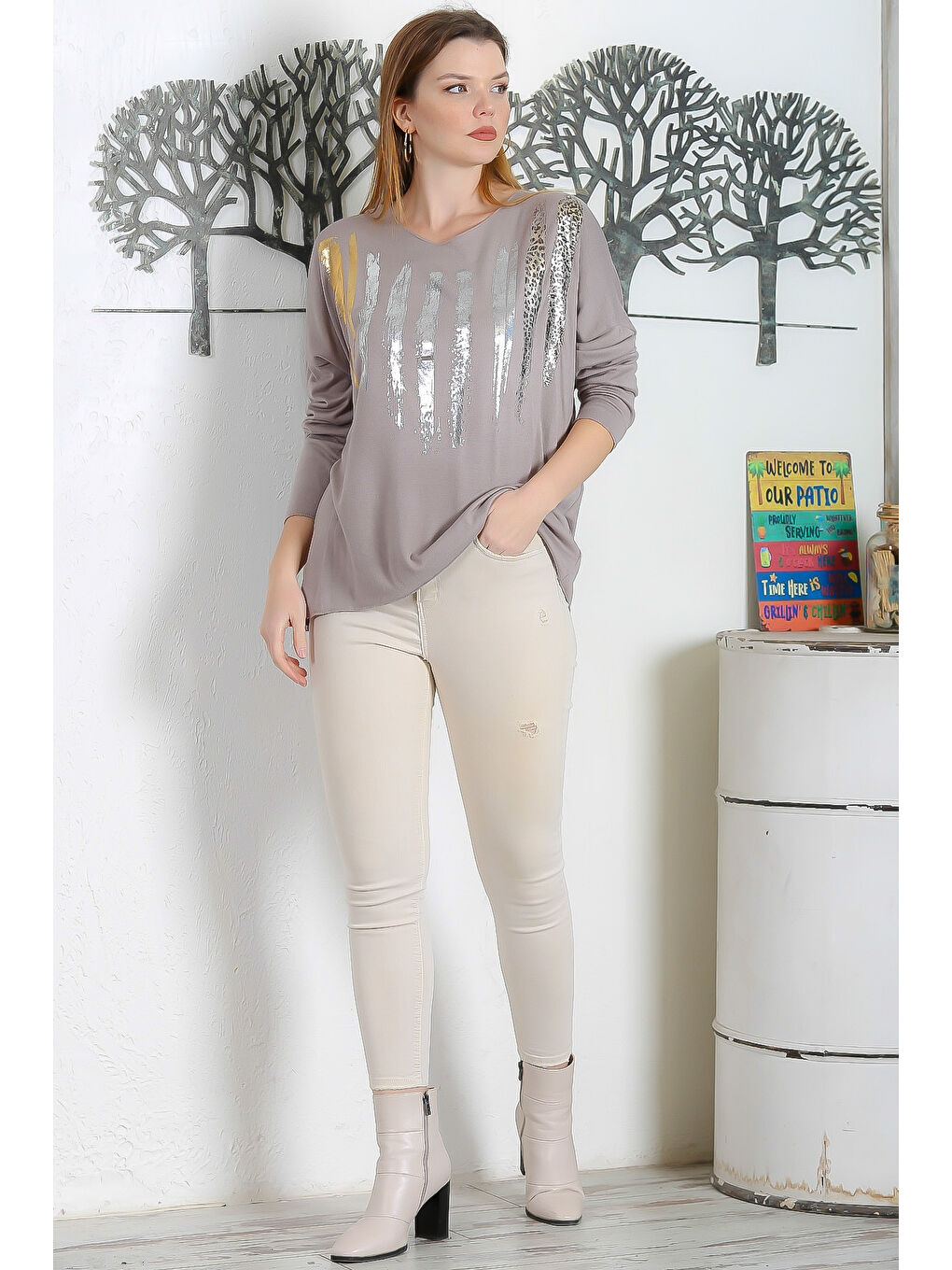 Bej İtalyan Vizon Havuz Yaka Uzun Kol Varak Baskılı Casual Triko Bluz-4