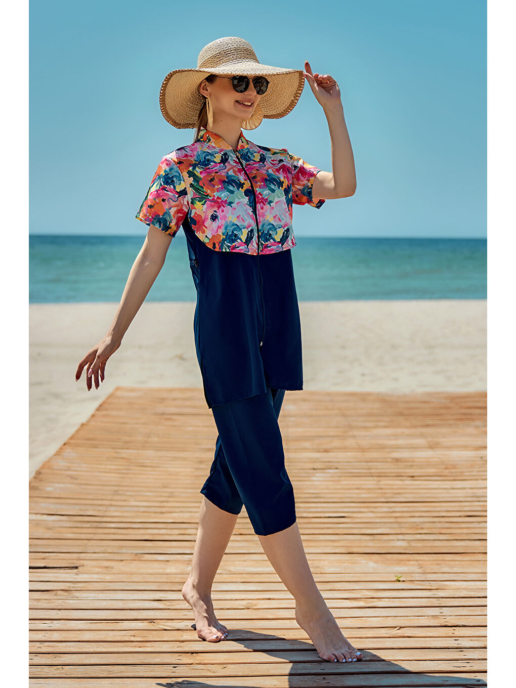 Siyah Önü Kapaklı Paraşüt Kısa Kollu Yarı Kapalı Mayo Nurel R2603-3