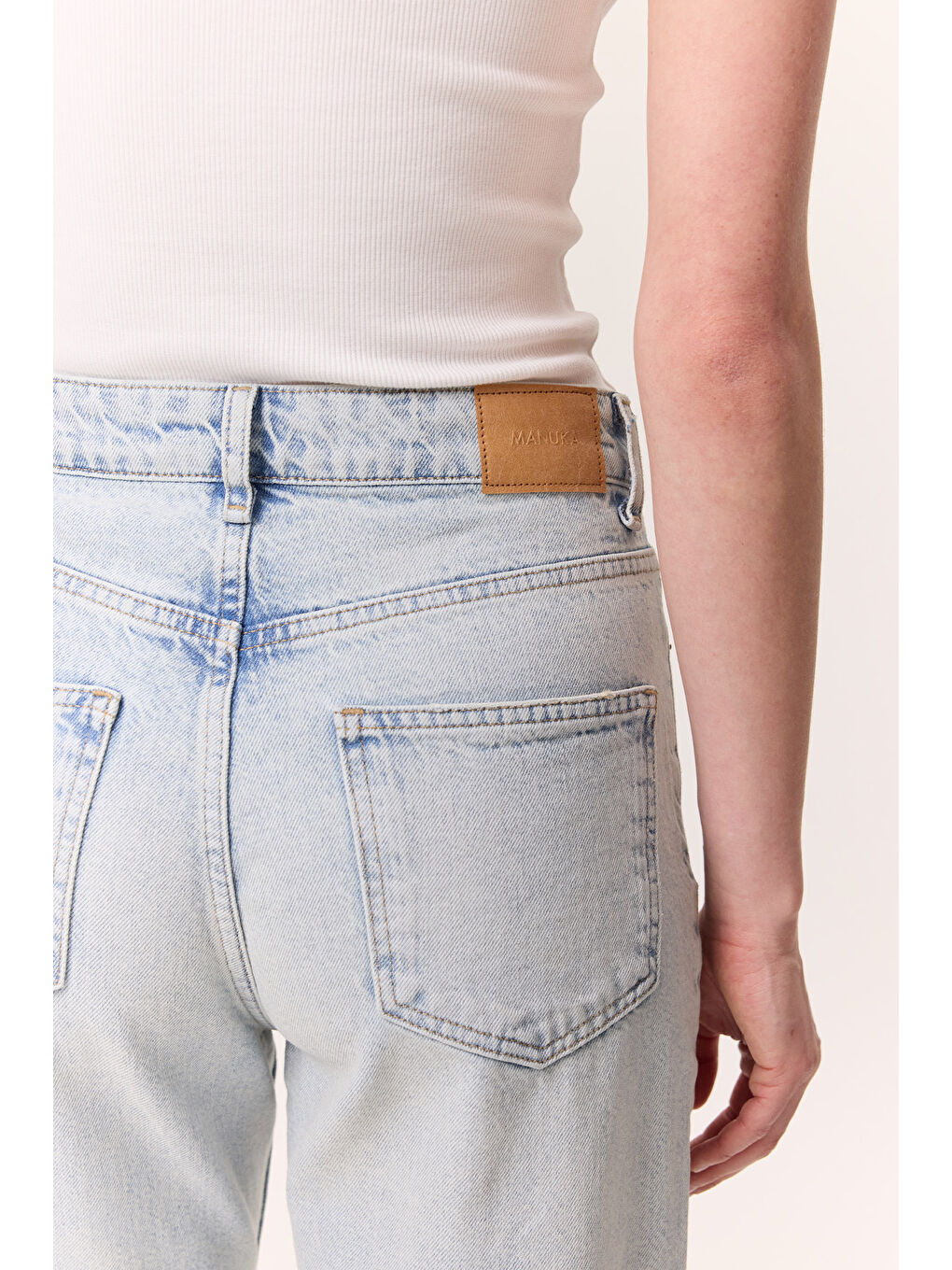 Yüksek Bel Mom Fıt Jean Buz Mavi-4