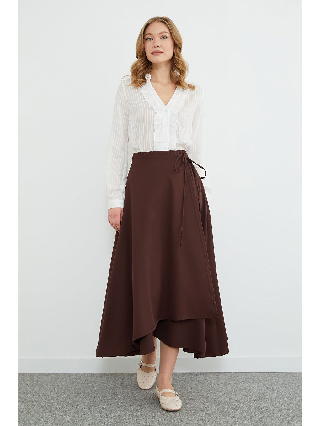 Kahverengi Yandan Bağlamalı Katlı Maxi Boy Etek-3