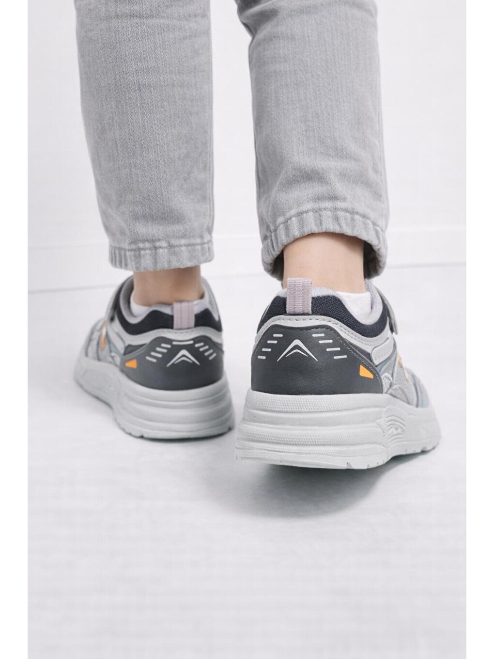 Gri Unisex Çocuk Spor Günlük Hafif Taban Cırtlı Bağcıklı Nefes Alabilen Kaymaz Okul Ve Günlük Sneaker-3