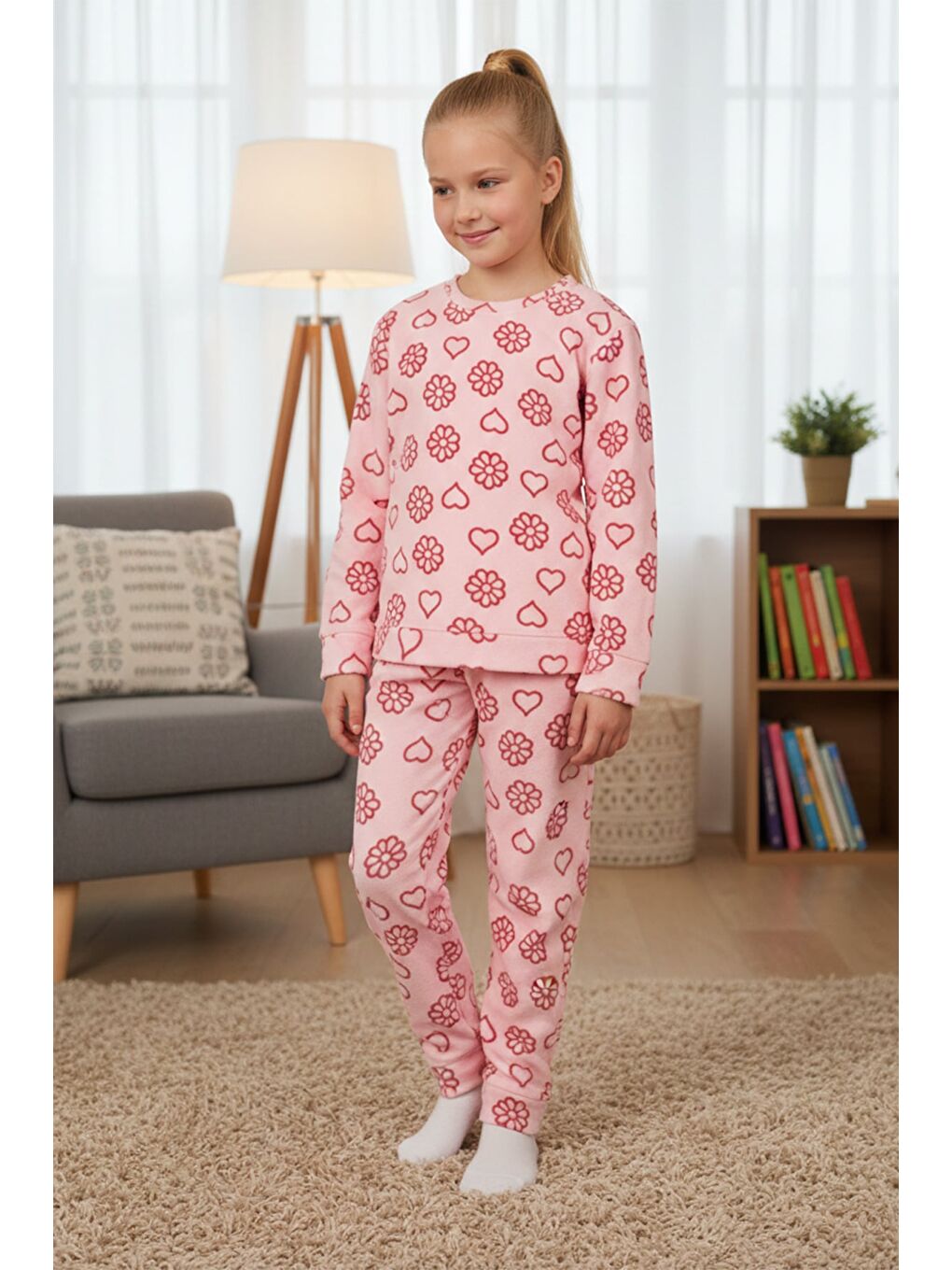 Pembe Çiçek Ve Kalp Desenli Kız Çocuk 2 Li Polar Takım