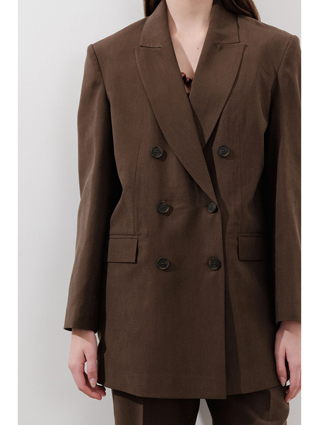 Kahverengi Lyocell Kemerli Kruvaze Blazer Ceket Acı Kahve-2