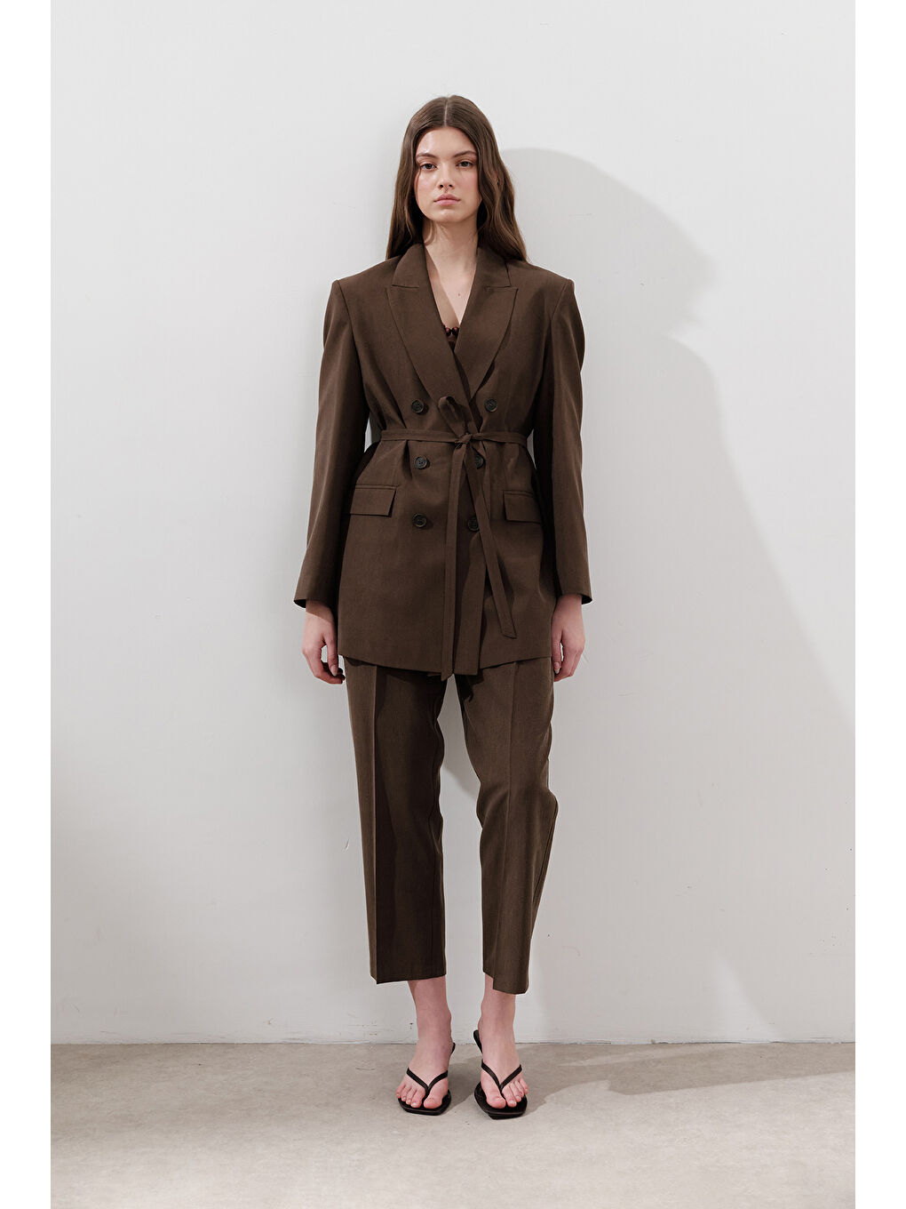 Kahverengi Lyocell Kemerli Kruvaze Blazer Ceket Acı Kahve-3