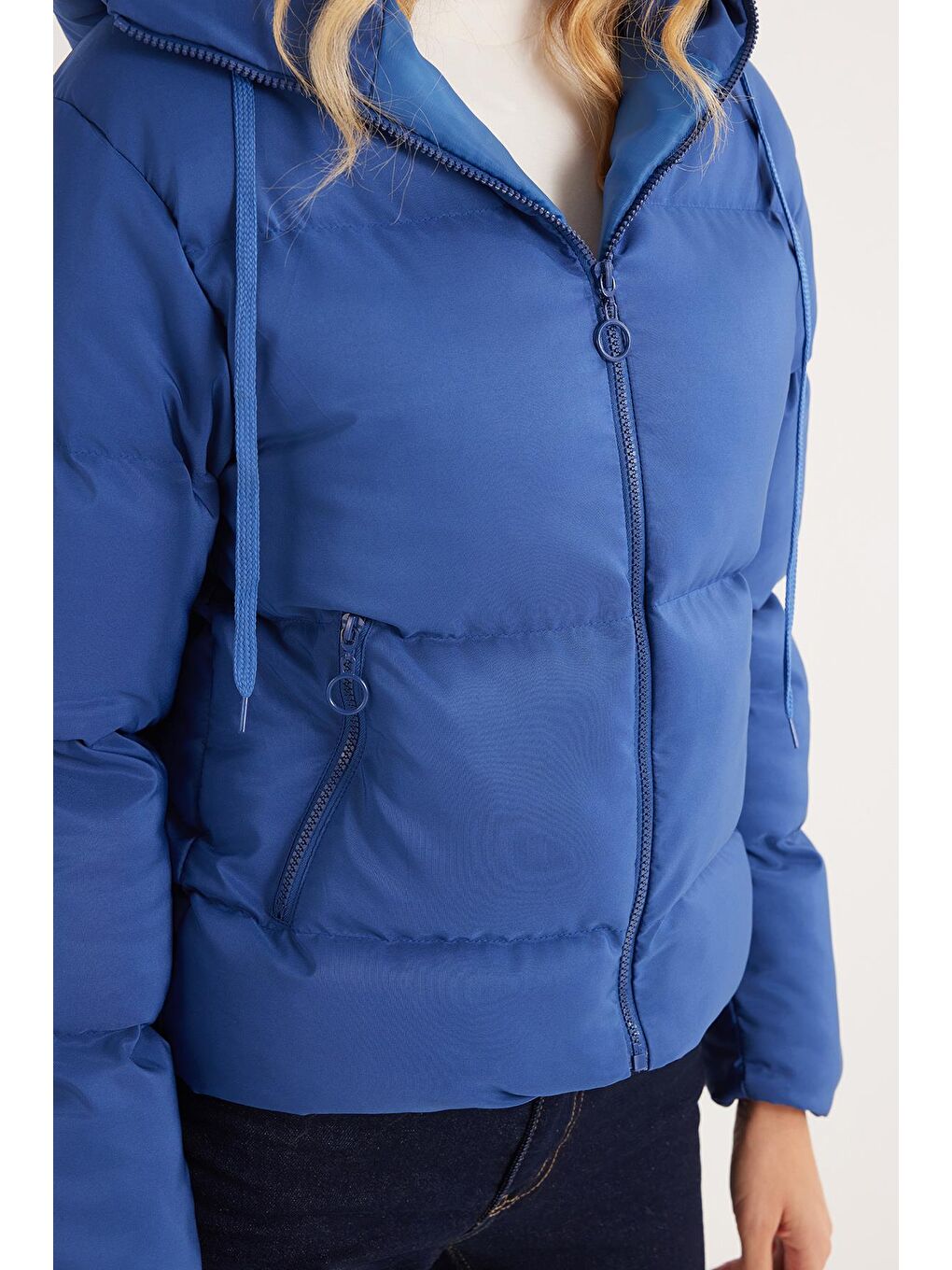 Kadın Regular Fit Klasik Kesim Kapüşonlu Şişme İndigo Mont-2