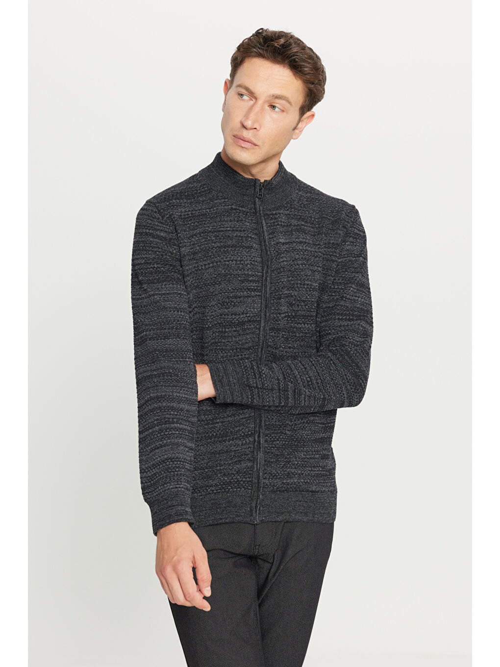 Erkek Antrasit-Melanj Pamuklu Standart Fit Normal Kesim Dik Yaka Jakarlı Triko Hırka-2