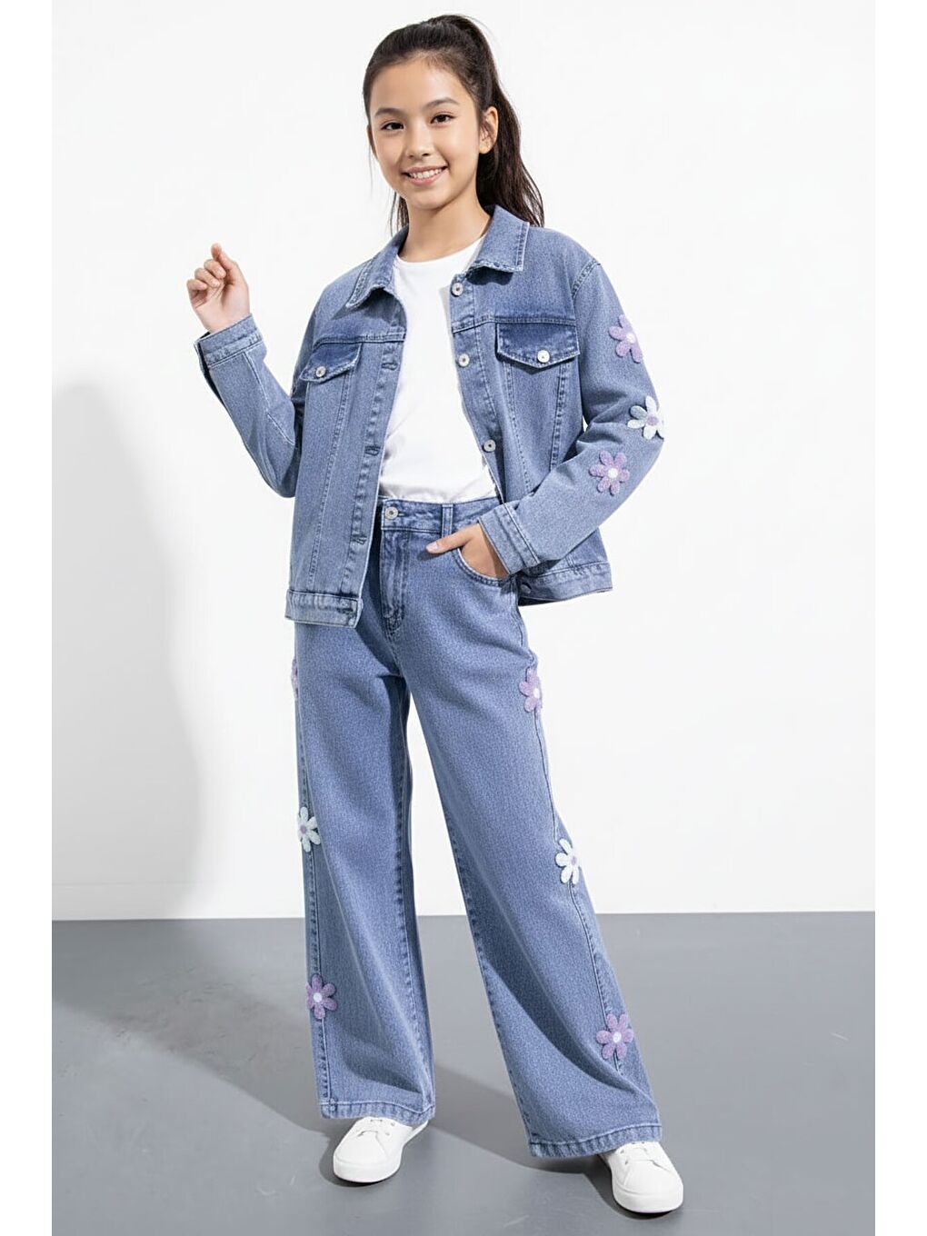 Mavi Çiçek Desenli Düğmeli Ceketli Pantolonlu Kız Çocuk Jean Takım 23485-2