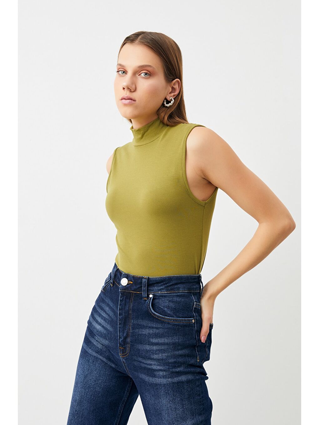 Kadın Yağ Yeşili Kolsuz Body-3