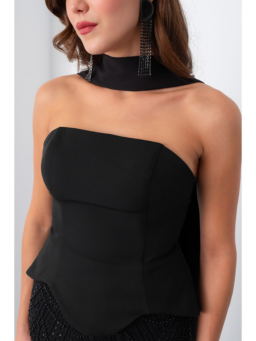 Kadın Siyah Straplez Taşlı Uzun Balık Abiye-4