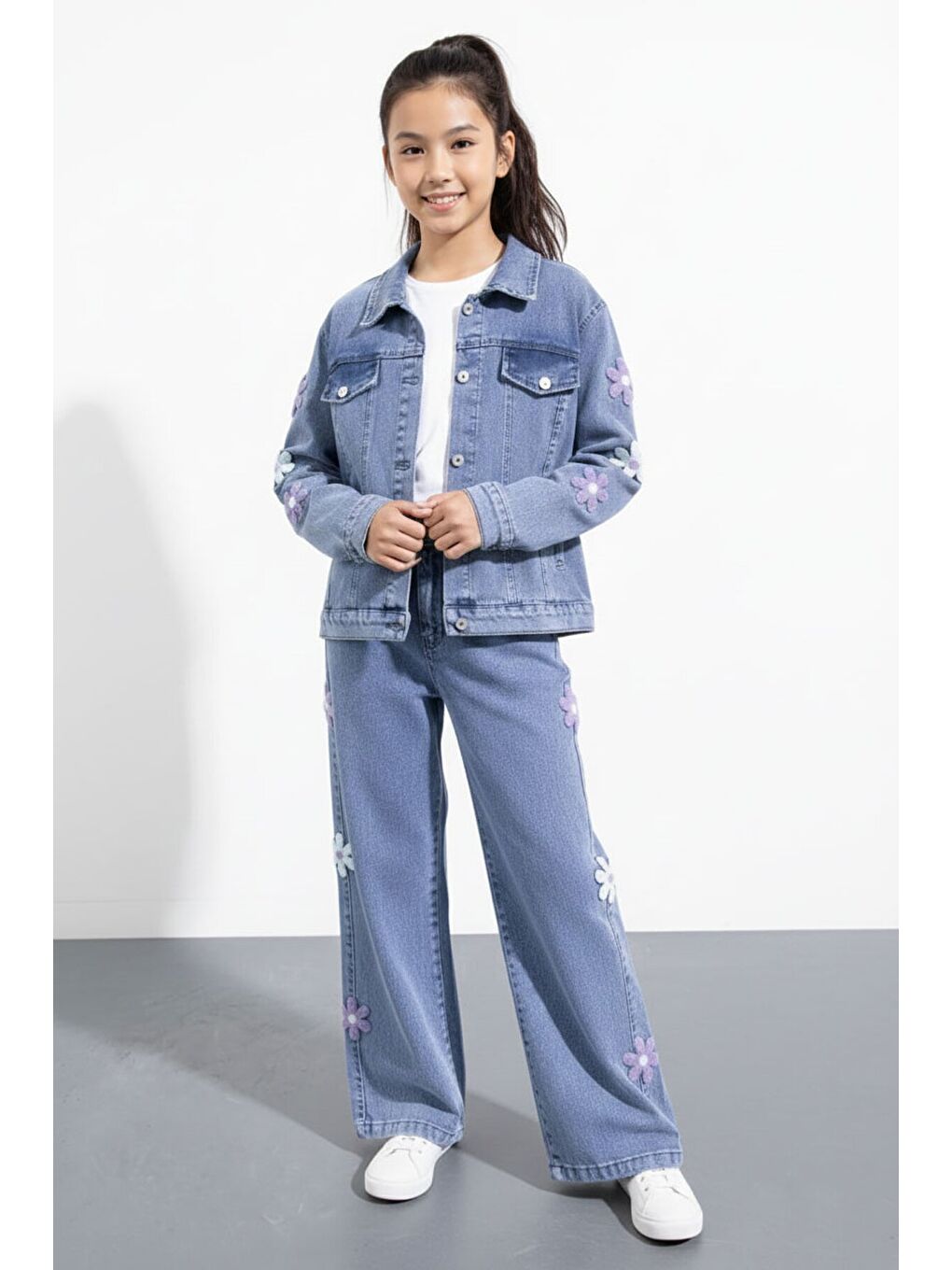 Mavi Çiçek Desenli Düğmeli Ceketli Pantolonlu Kız Çocuk Jean Takım 23485-3