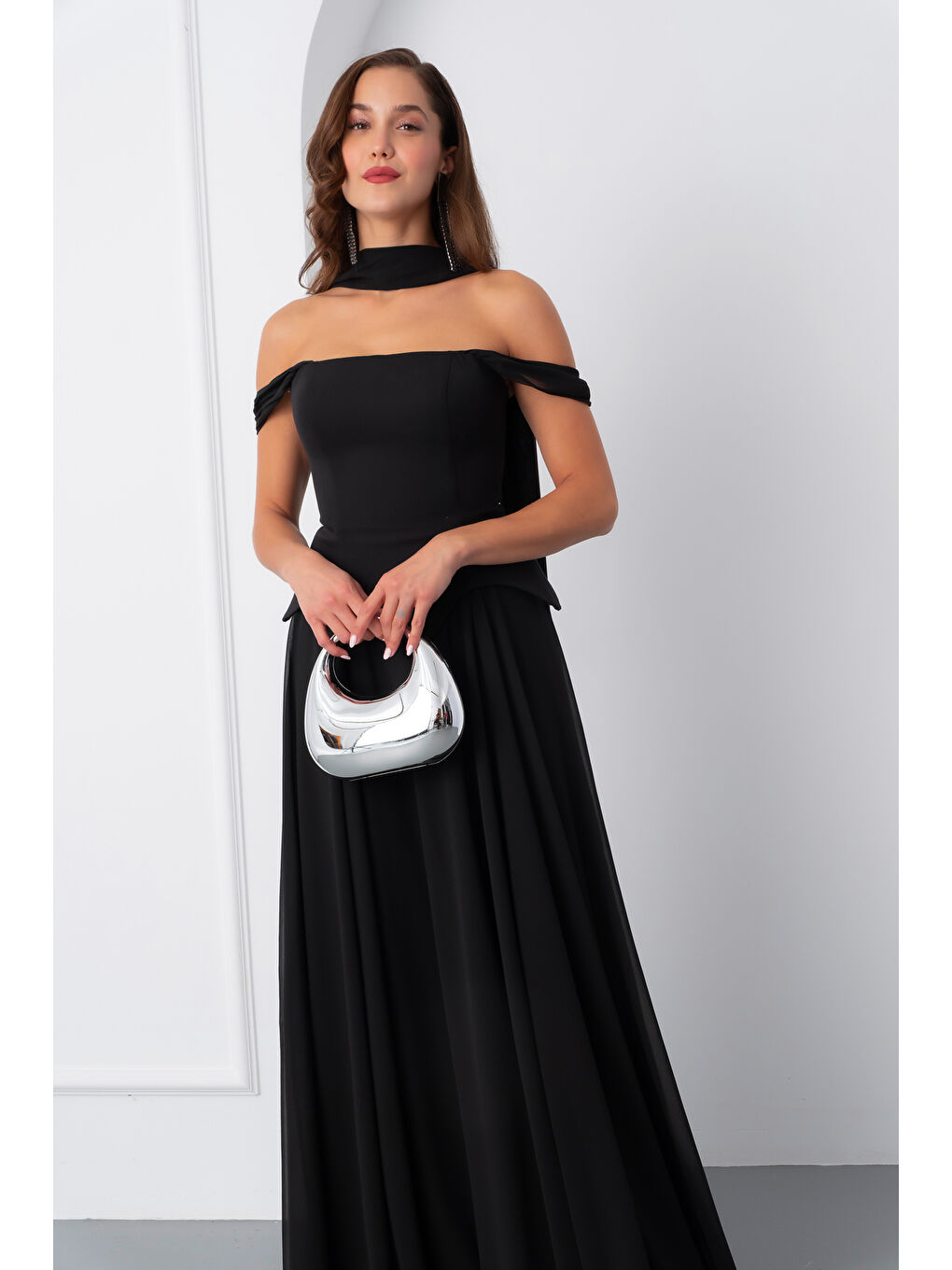 Kadın Siyah Şal Yaka Straplez Söz Nişan Abiye Elbise-2