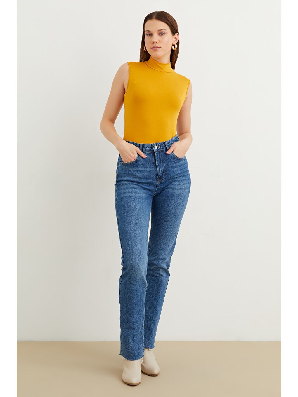 Sarı Kadın Hardal Kolsuz Bluz-3