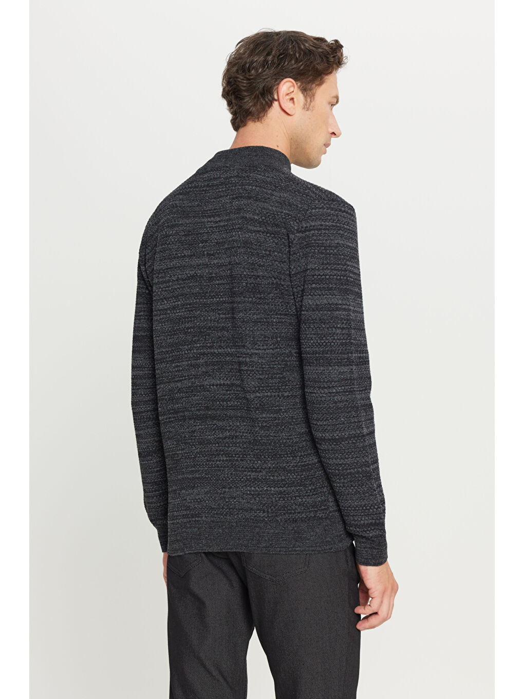 Erkek Antrasit-Melanj Pamuklu Standart Fit Normal Kesim Dik Yaka Jakarlı Triko Hırka-4