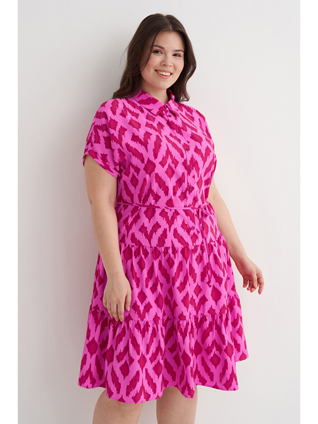 Pembe Beli Kuşaklı Desenli Gömlek Elbise-2