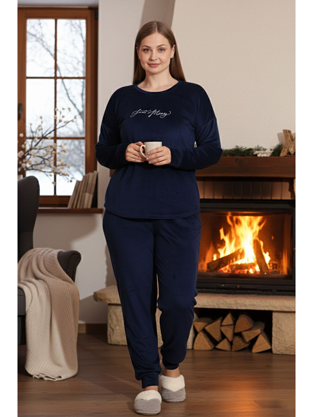 Büyük Beden Kadın Kadife Pijama Takımı 25391 Lacivert-2