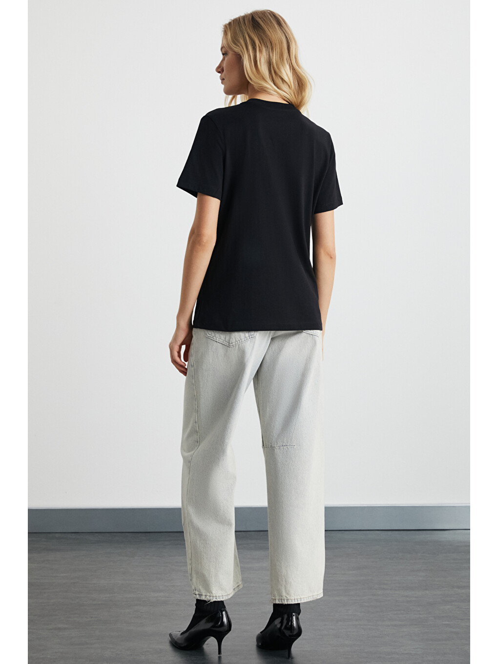 Siyah ALINE Kadın %100 organik Pamuk Derin V Yakalı Comfort Fit SİYAH T-Shirt-4