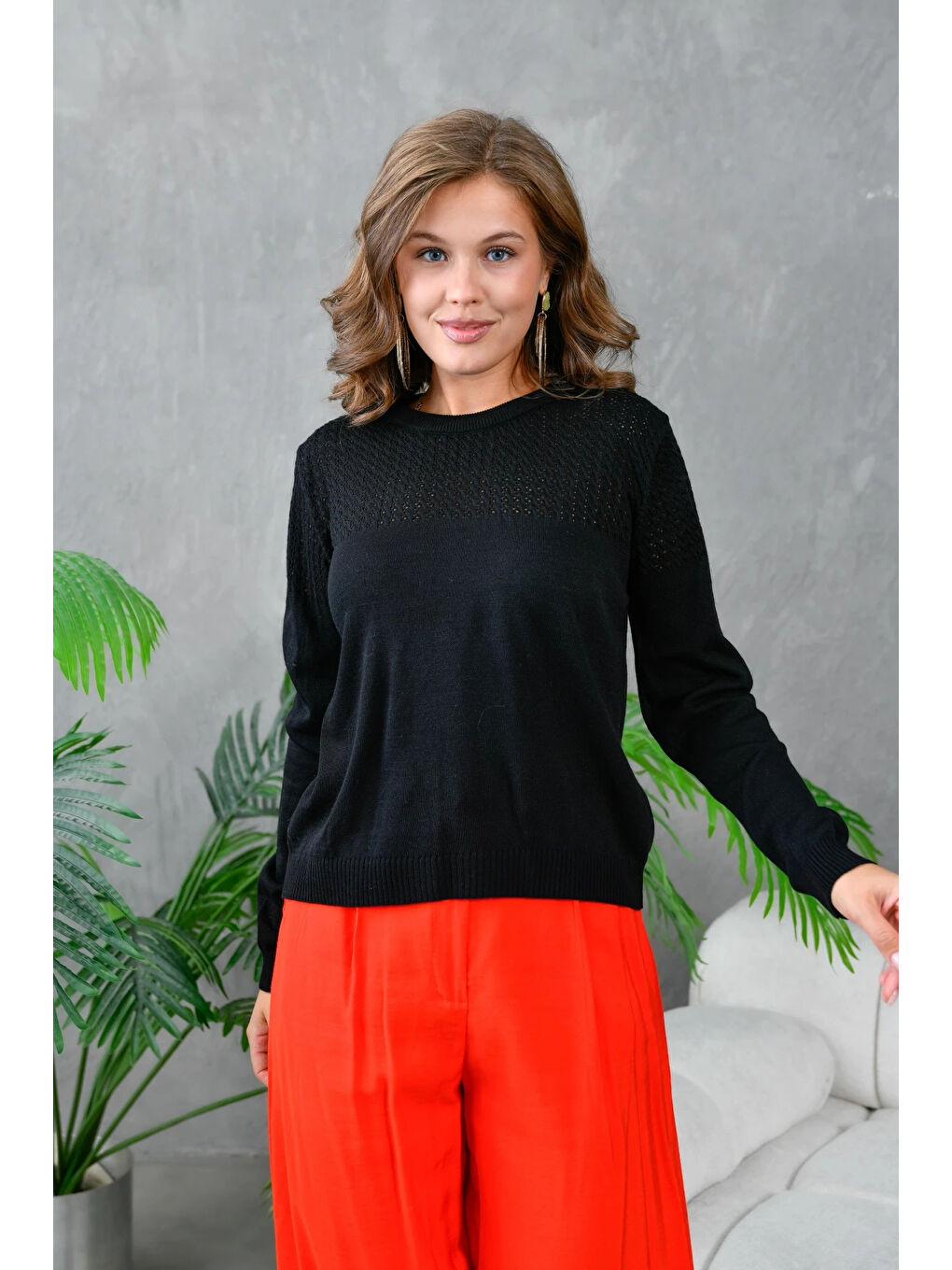 Siyah Kadın Bisiklet Yaka Ajurlu Triko Kazak-2