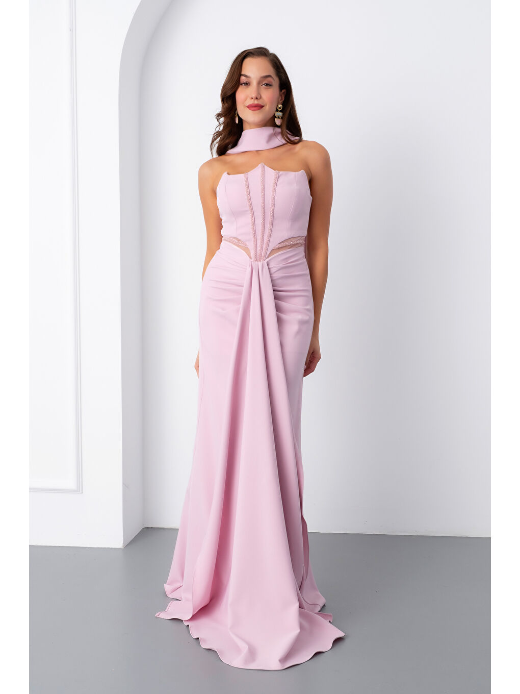 Pembe Kadın Pudra Taş İşlemeli Straplez Uzun Abiye Elbise-1