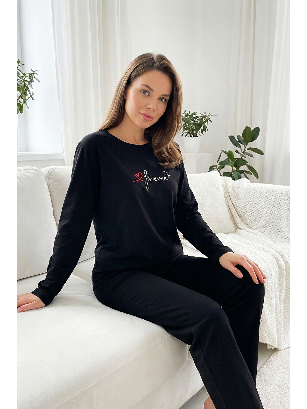 Kadın Yazı Detay Suprem Pijama Takımı 0565 Siyah03-2