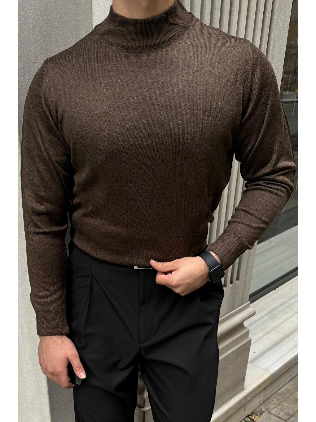 Kahverengi Erkek Standart Fit Normal Kesim Yarım Balıkçı Yaka Triko Kazak-3