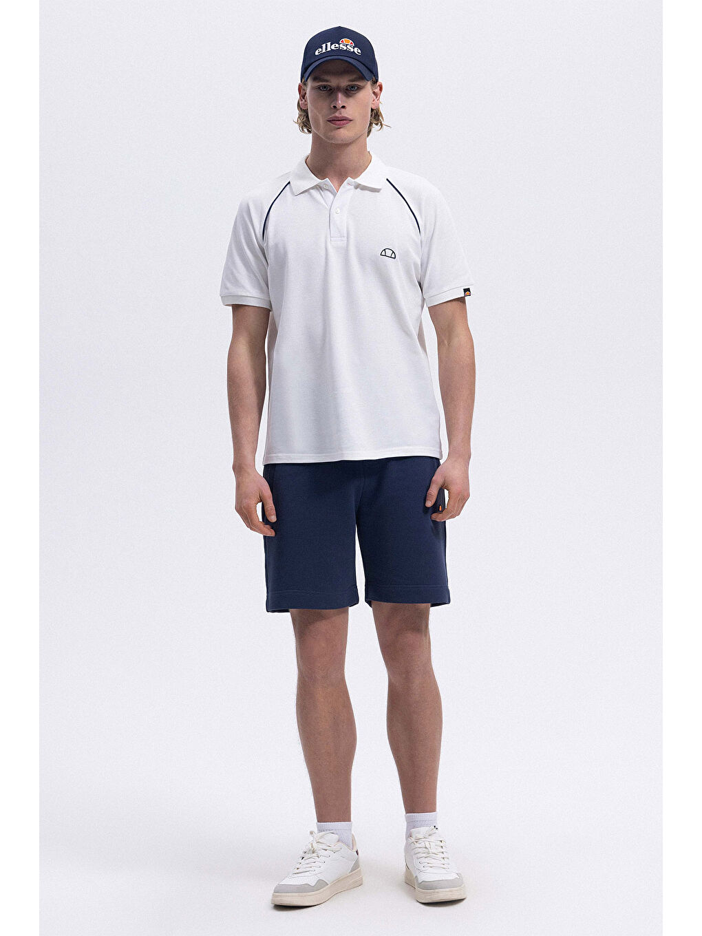 Lacivert Regular Fit Normal Bel Cepli Şort EM622-NV-1