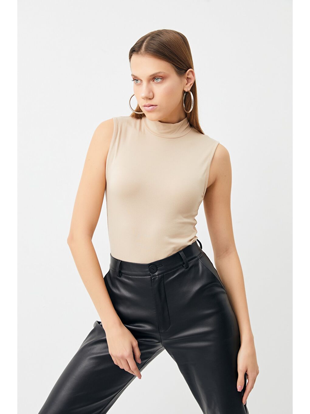 Ekru Kadın Krem Kolsuz Body-1