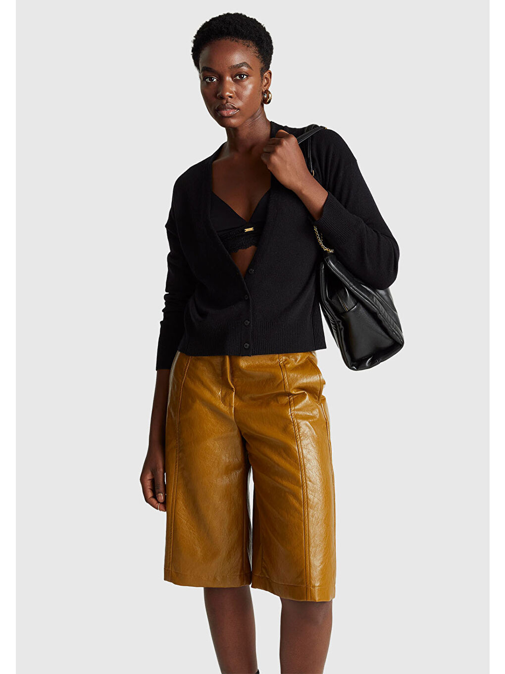 Siyah Kadın Sİyah Yün ve Kaşmir Karışımlı Ribana Detaylı Düğmeli Hırka