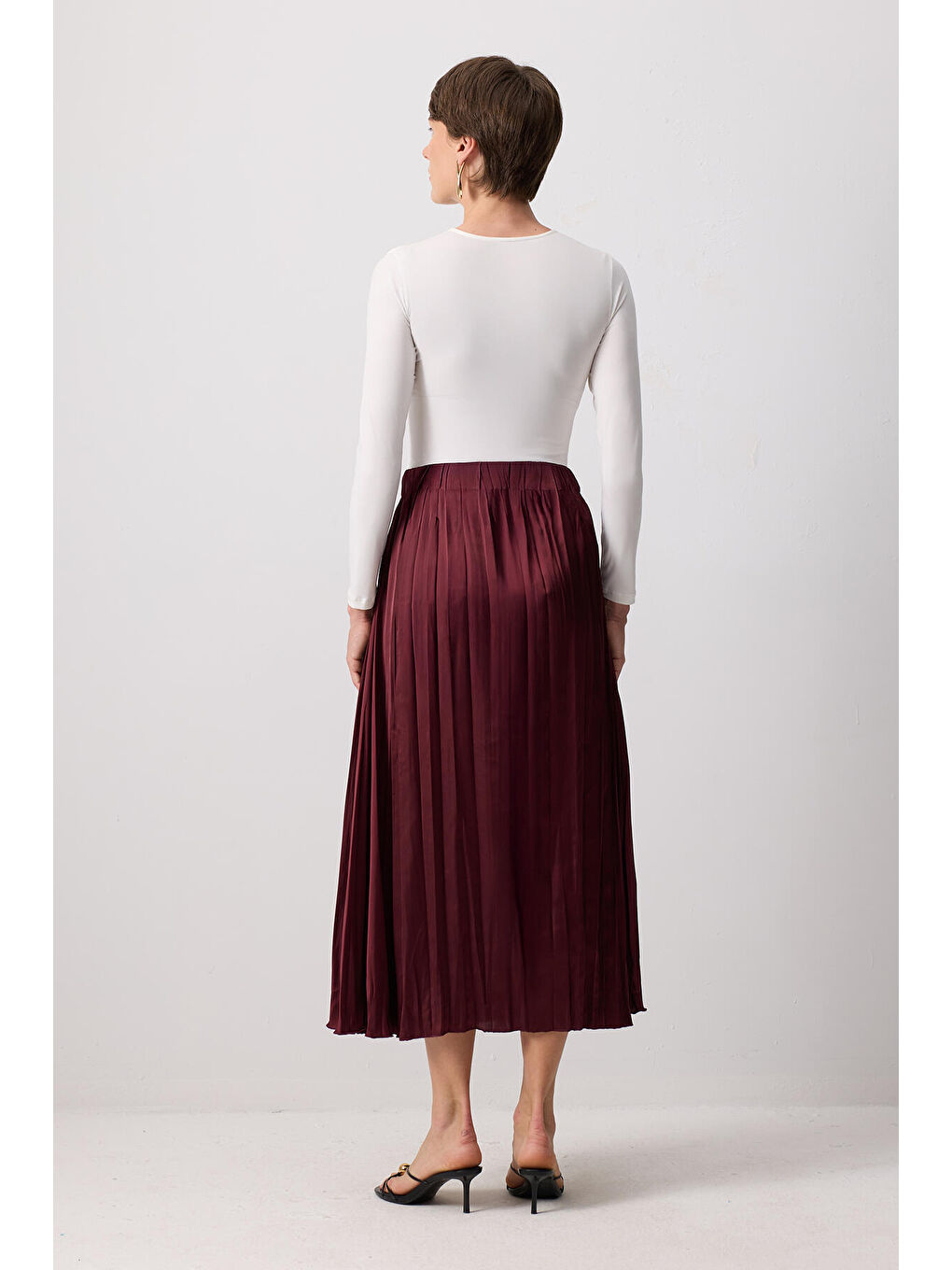 Bordo Crushlı Saten Etek-3
