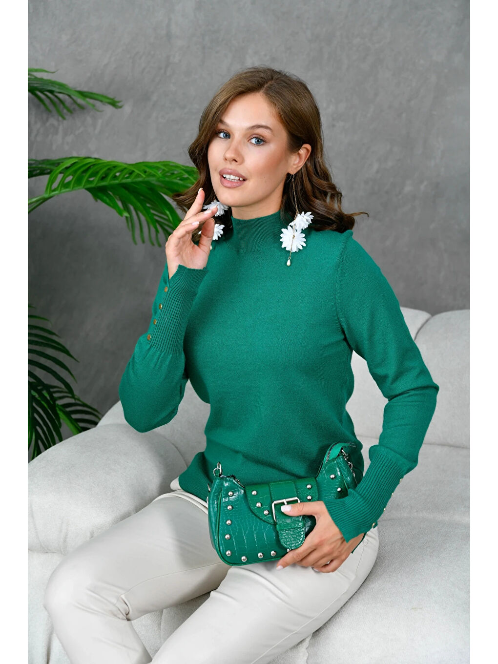 Yeşil Kadın Dik Yaka Premium İplik Basic Triko Kazak-1