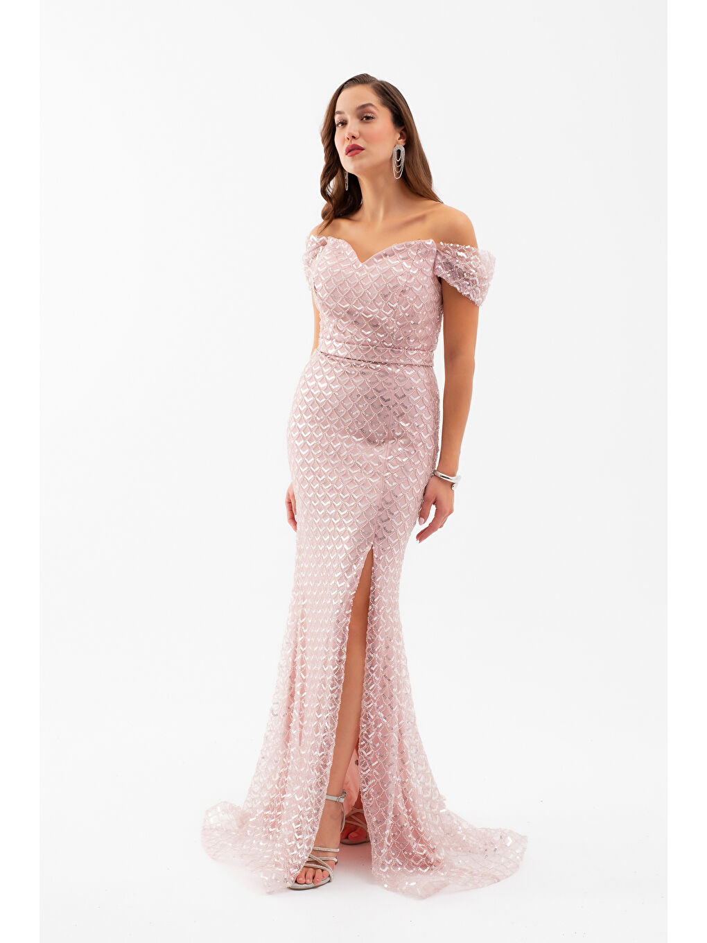 Pembe Kadın Pudra Madonna Yaka Boncuklu Uzun Balık Abiye Elbise-2