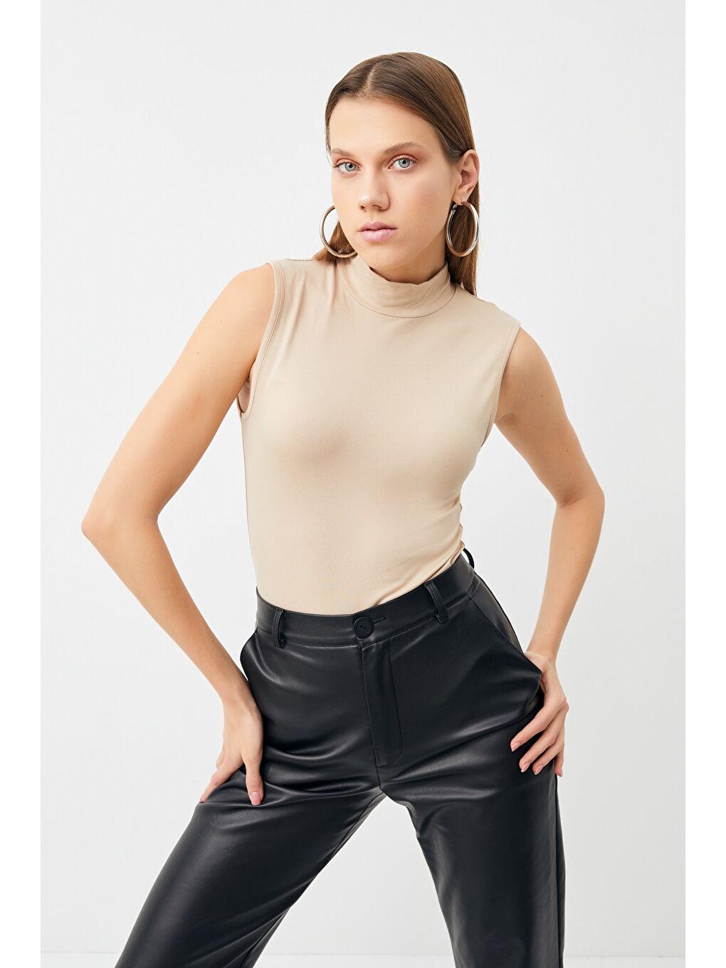 Ekru Kadın Krem Kolsuz Body-4