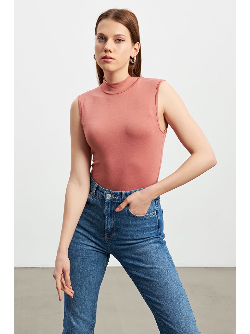 Pembe Kadın Gülkurusu Kolsuz Bluz-1