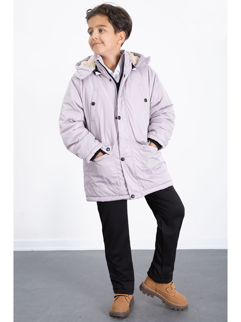 Gri İçi Kürklü Çıkarılabilir Kapüşonlu Basic Erkek Çocuk Şişme Mont 21437-1