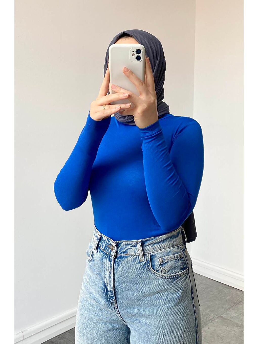 Yarım Balıkçı Yaka Düz Renk Body Saks Mavisi-1