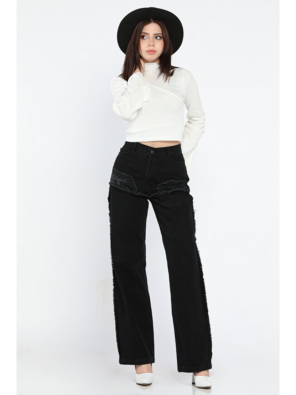 Siyah Püsküllü Tarz Kadın Bol Paça Jean Pantolon-1