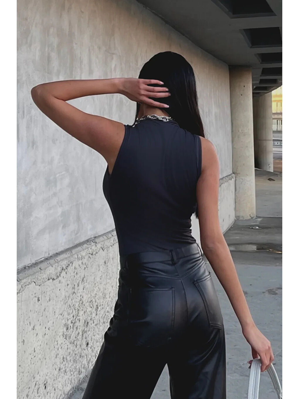 Kadın Antrasit Kolsuz Bluz-4