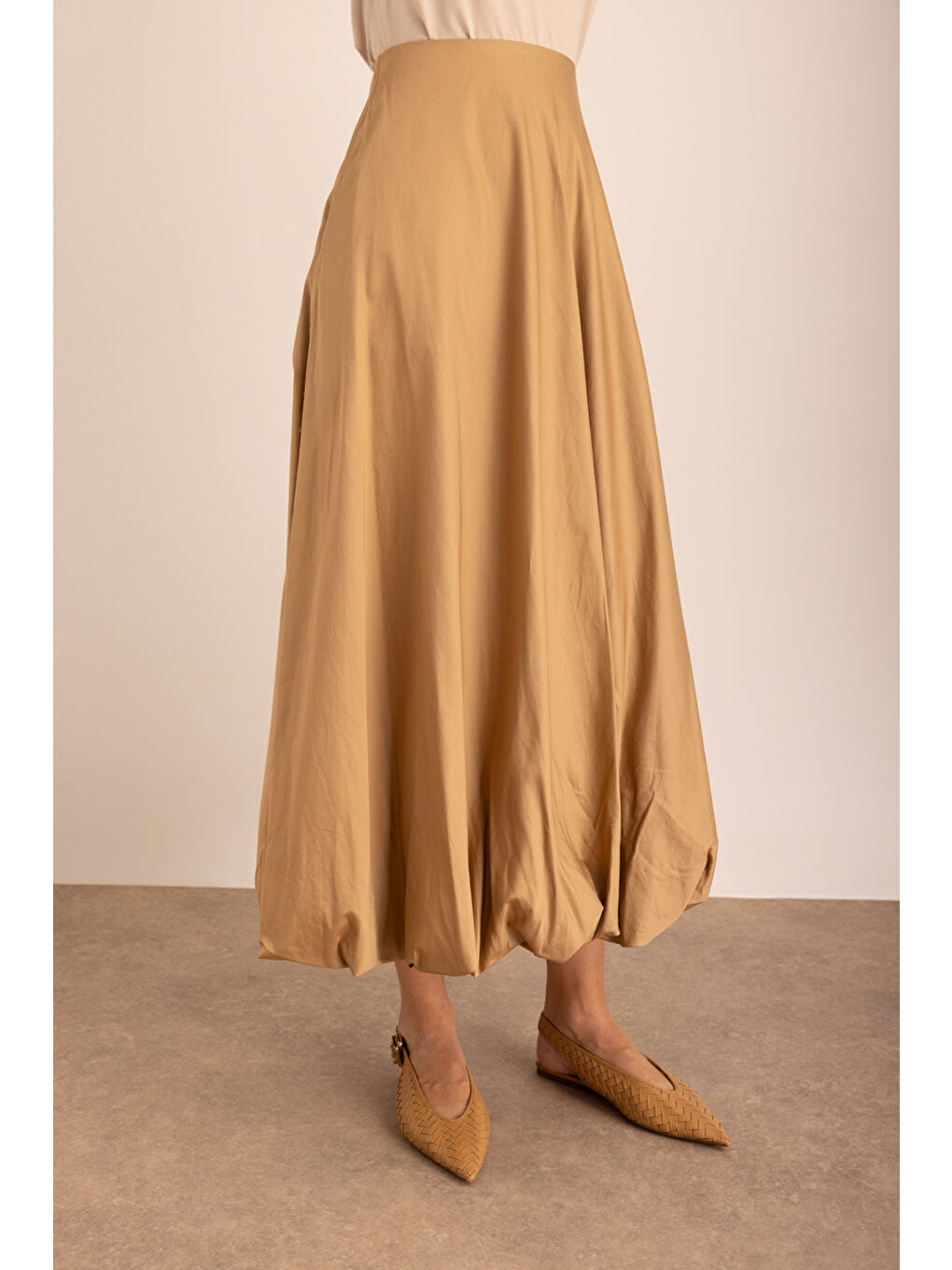 Bej Taş Dokuma Cepli Balon Etek-3