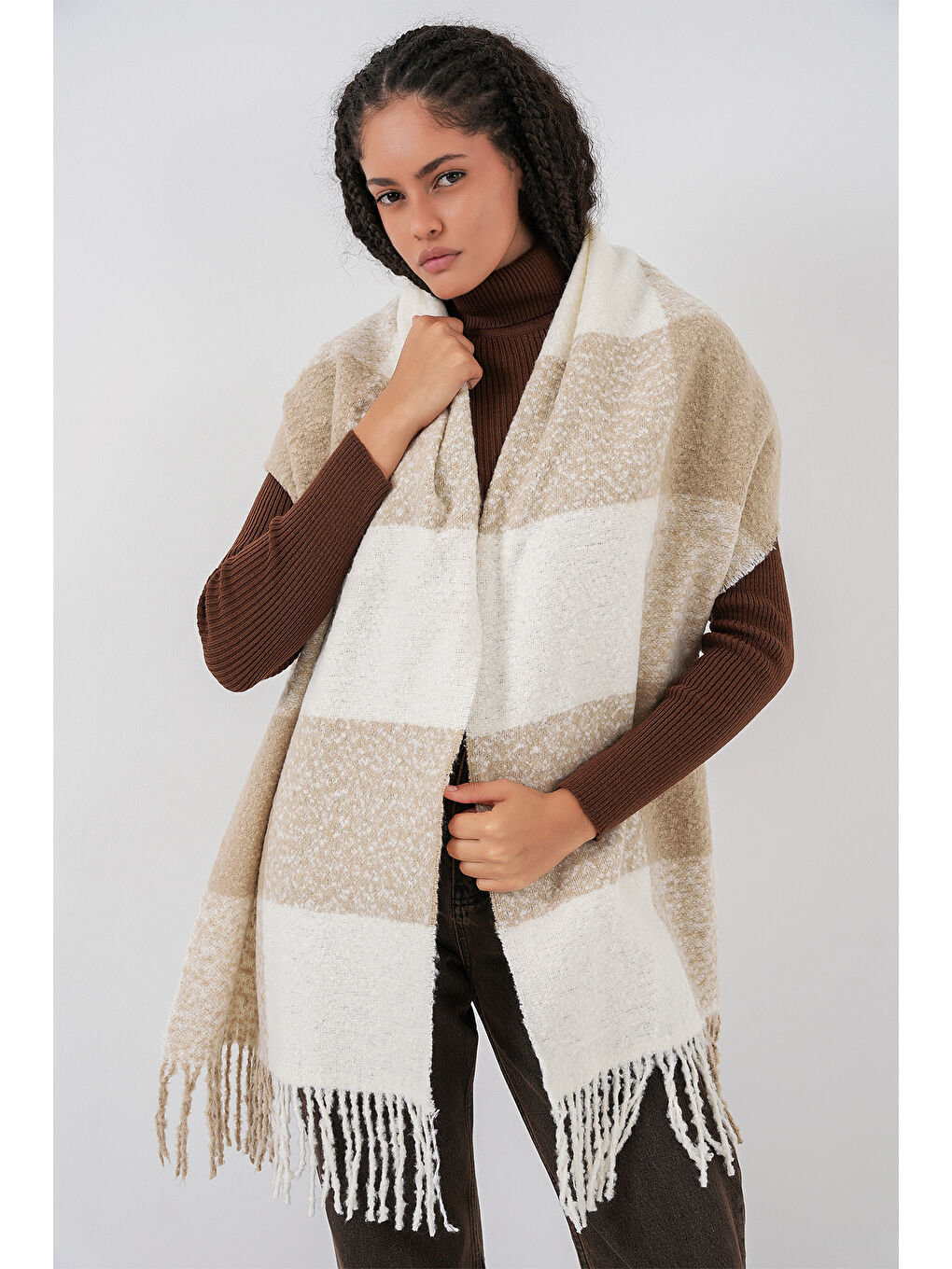 Bej Kadın Yumuşak Dokulu Kalın Şal Atkı 15951 - Vizon-3