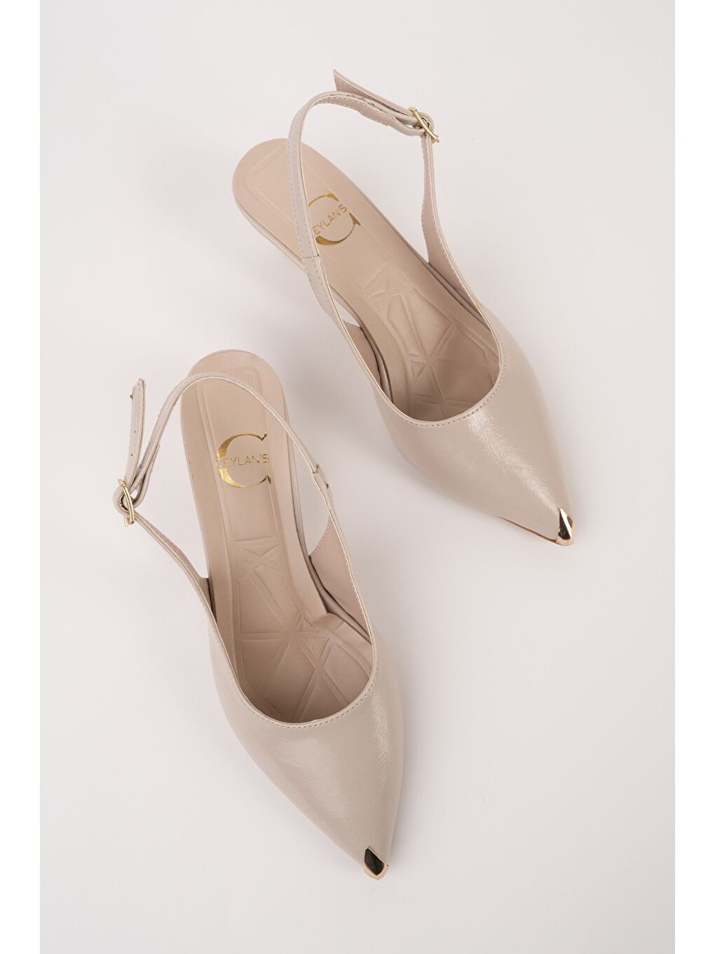 Bej VUXİA Sivri Burun Metal Burun Detaylı Arkası Açık Kadın Topuklu Ayakkabı-4