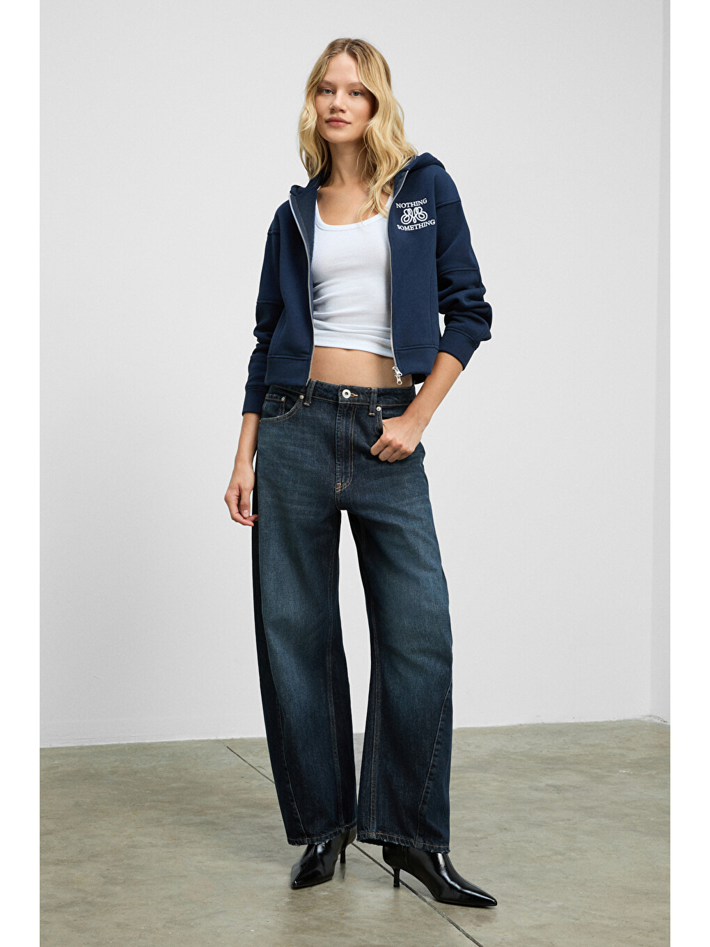 Robına Kadın Şardonlu Kapüşonlu Nakış Detaylı Lacivert Sweatshirt-4