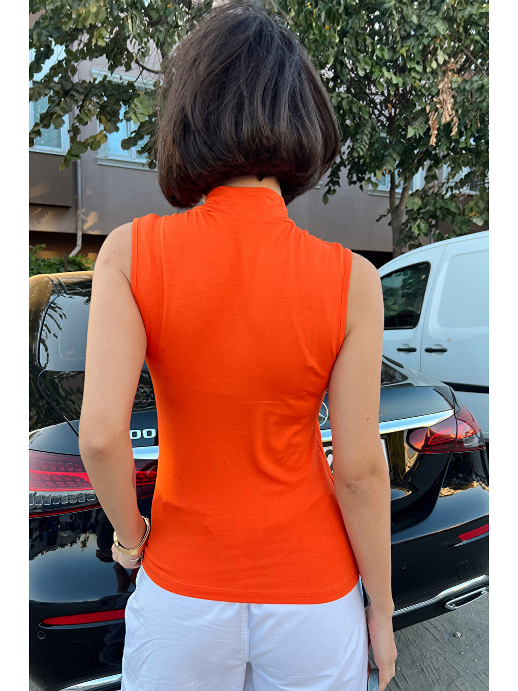 Kadın Turuncu Kolsuz Bluz-3