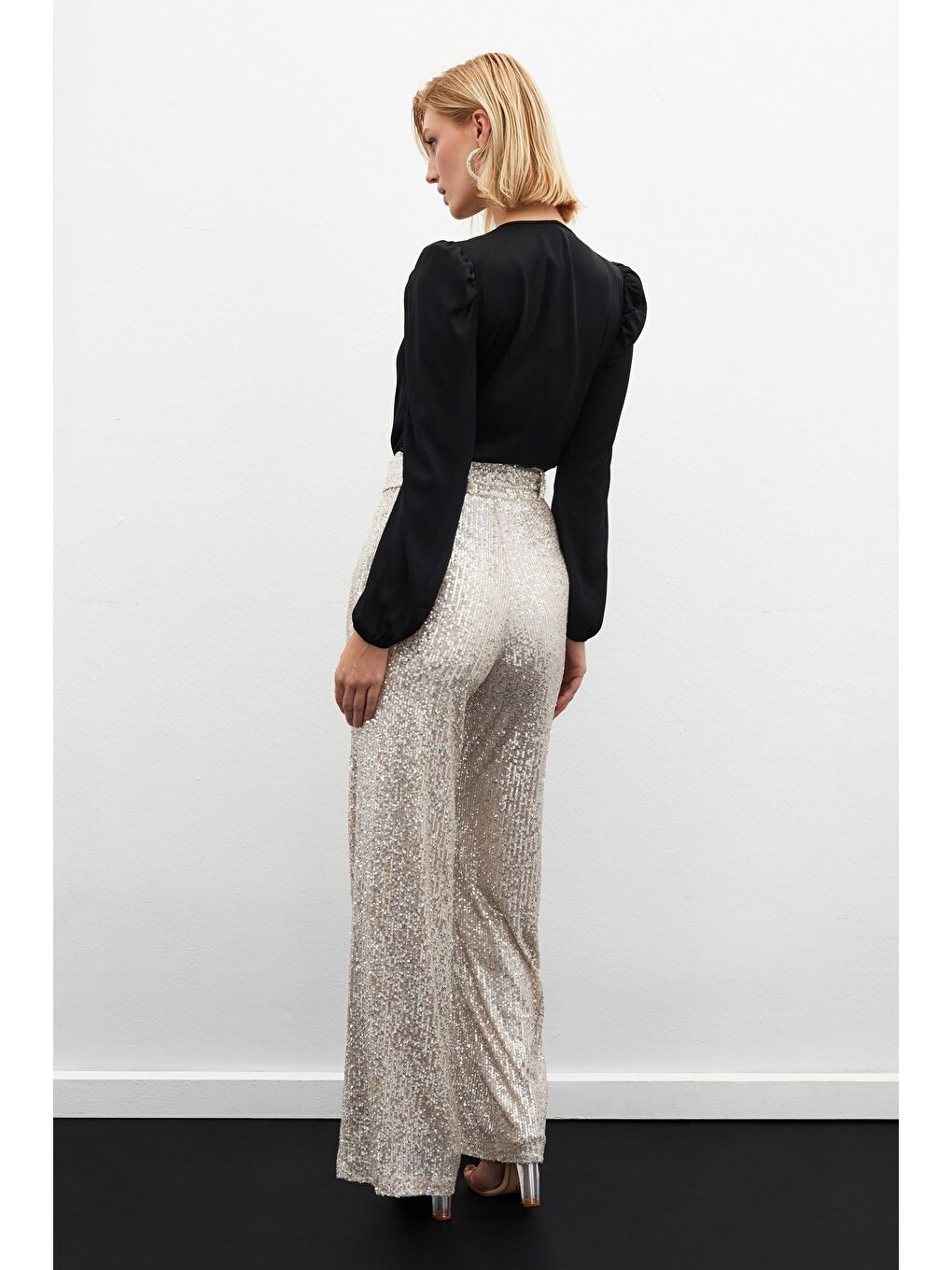 Kruvaze Saten Bodysuit Bluz - Siyah-4