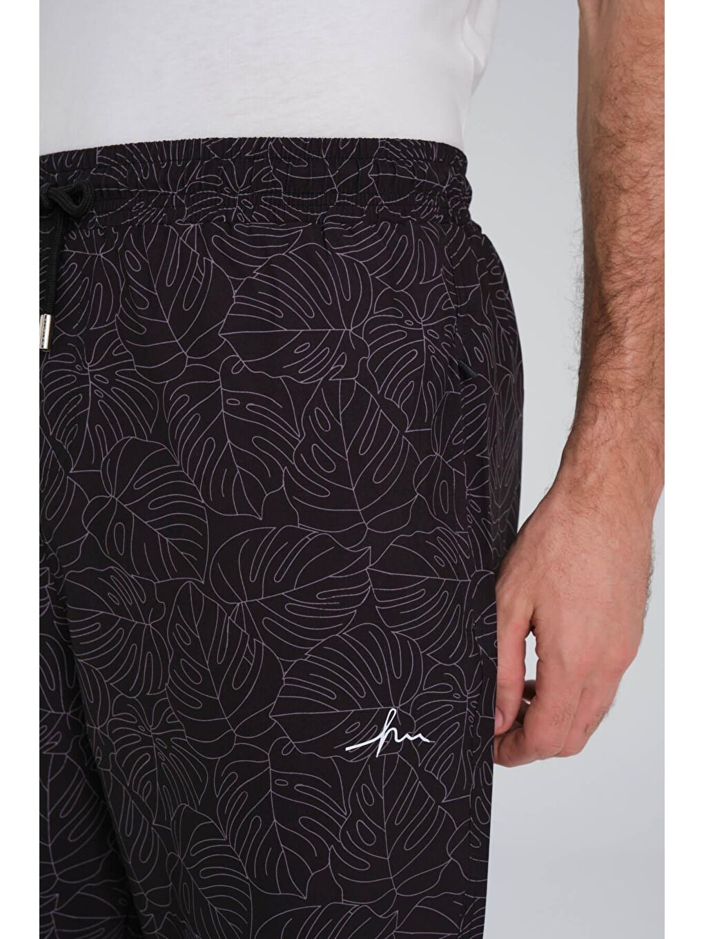 Kahverengi Desenli Siyah Uzun Erkek Havuz Ve Deniz Şortu 2421-3