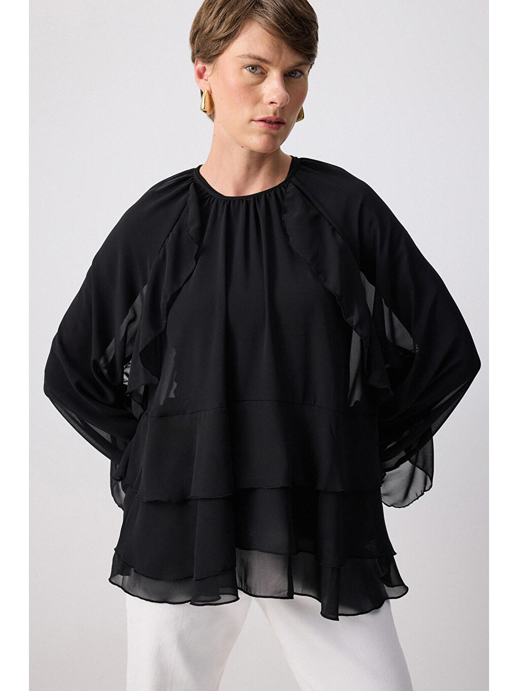 Siyah Fırfırlı Şifon Bluz-1