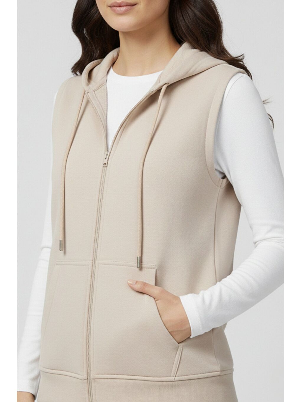 Bej Kadın Sıfır Kol Kapüşonlu Hırka ve Uzun Kollu Tişört Takımı-1