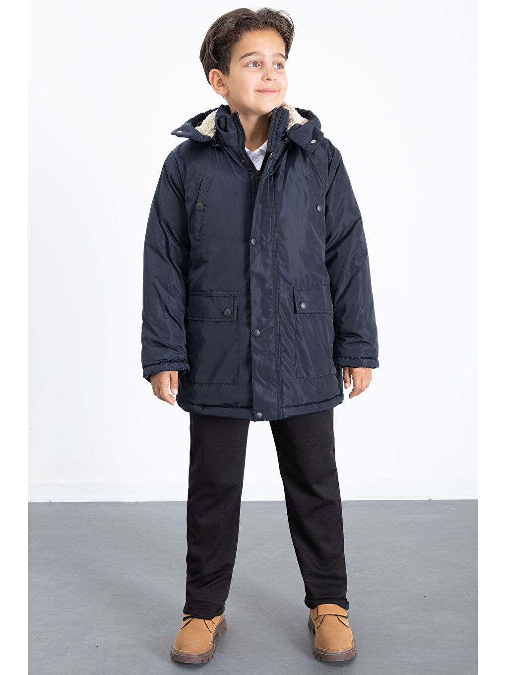 Lacivert İçi Kürklü Çıkarılabilir Kapüşonlu Basic Erkek Çocuk Şişme Mont 21436